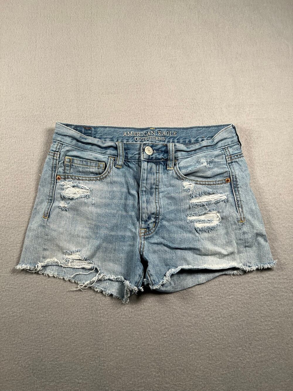 American Eagle Outfitters Distressed Denim Cutoff Shorts Size 2 Light Wash